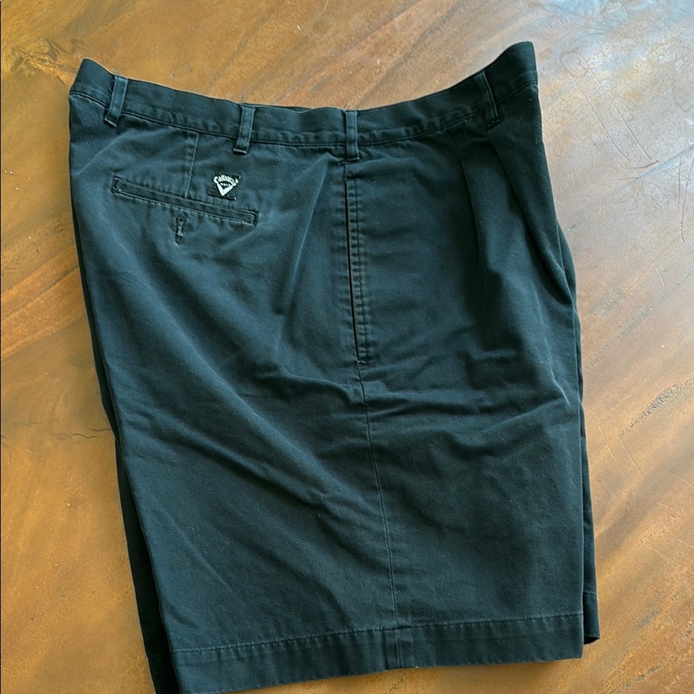 Callaway golf shorts. Size 40. Black.